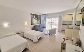 Pyr Beach And Pool Studio II